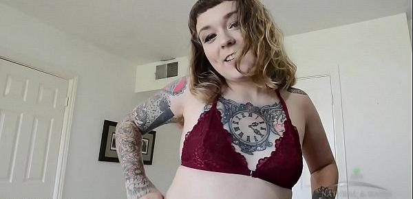  Tattooed Felicia Fisher toys her hairy pussy